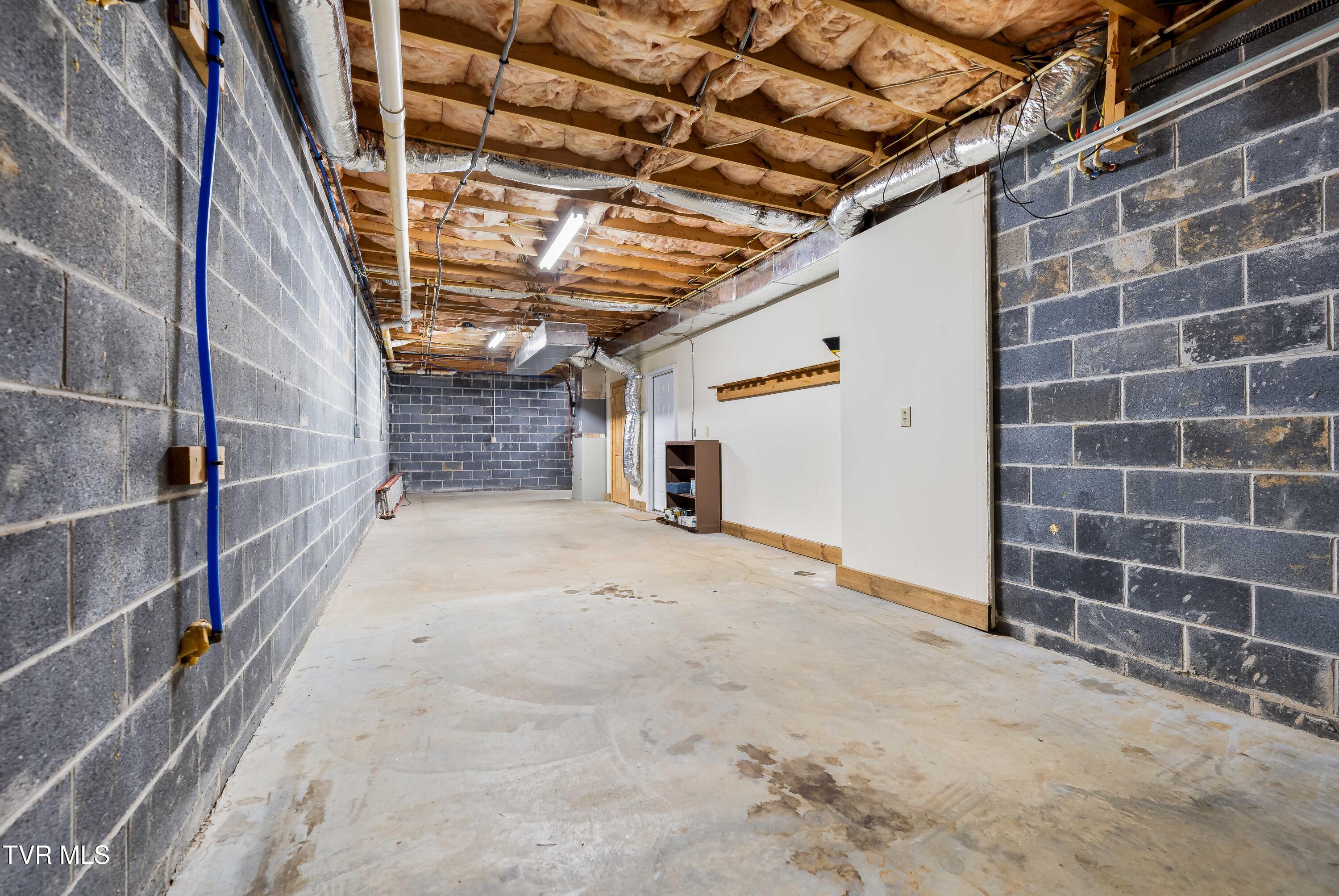 104 Crestwood Drive
