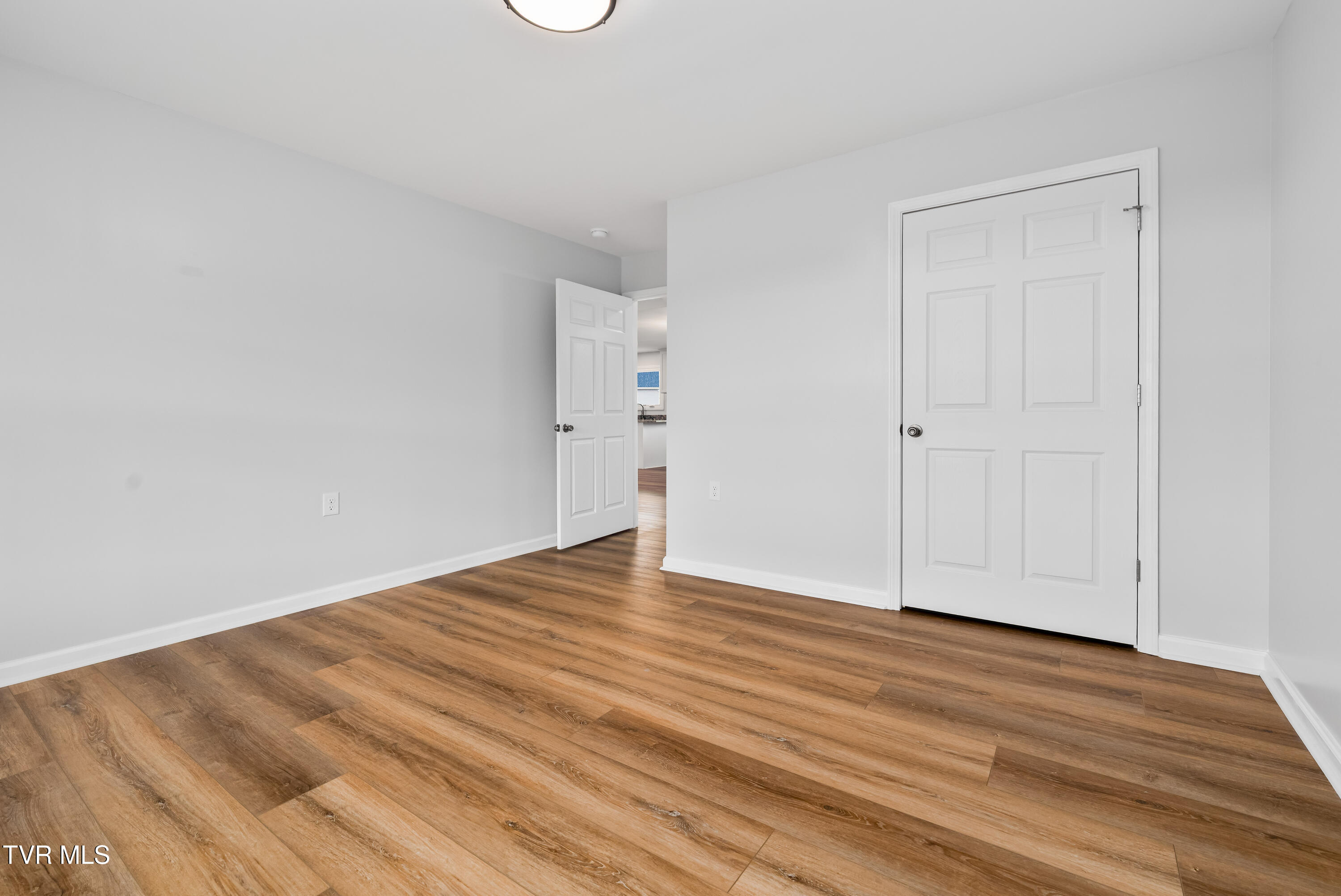 595 Pleasant Valley Road