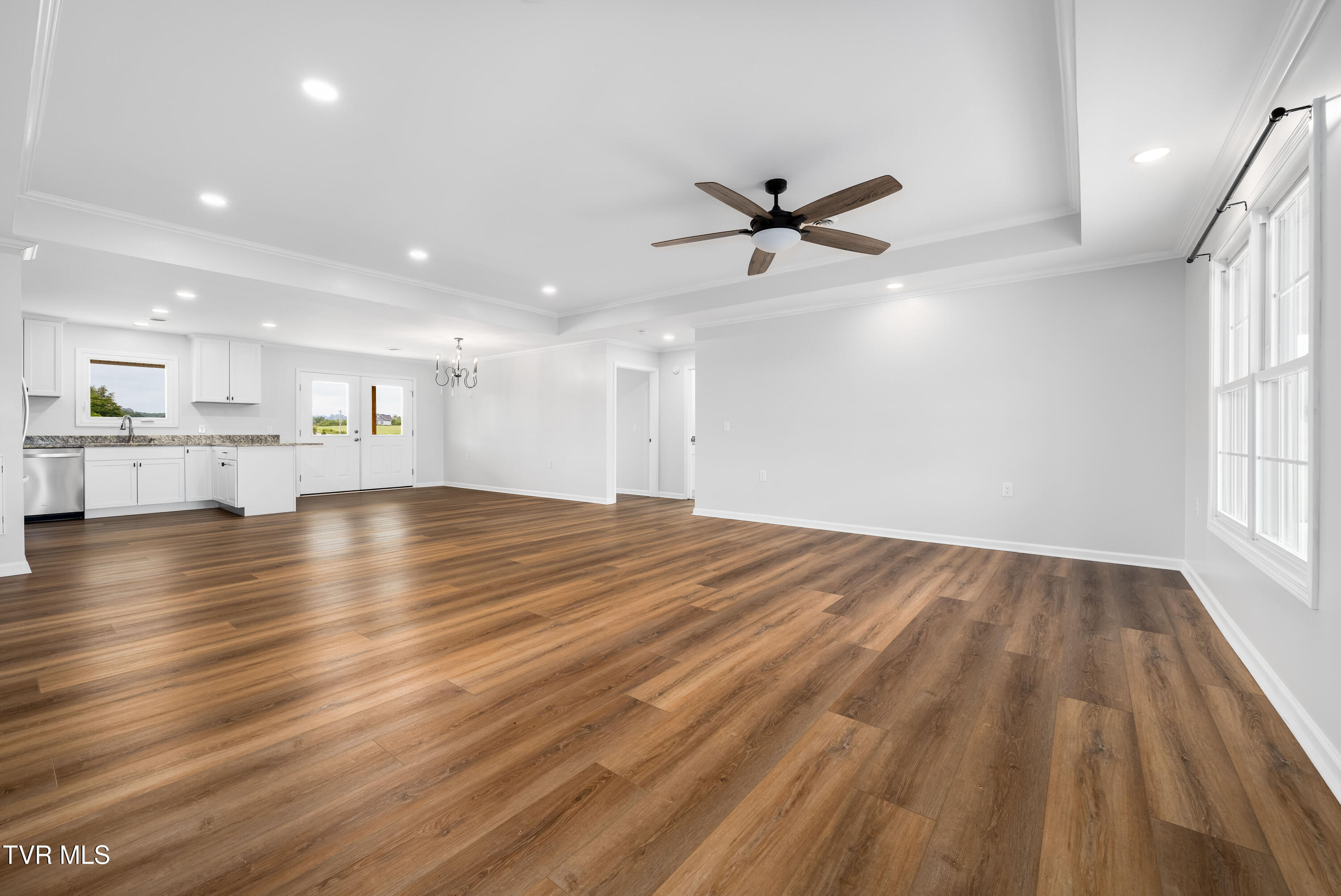 595 Pleasant Valley Road