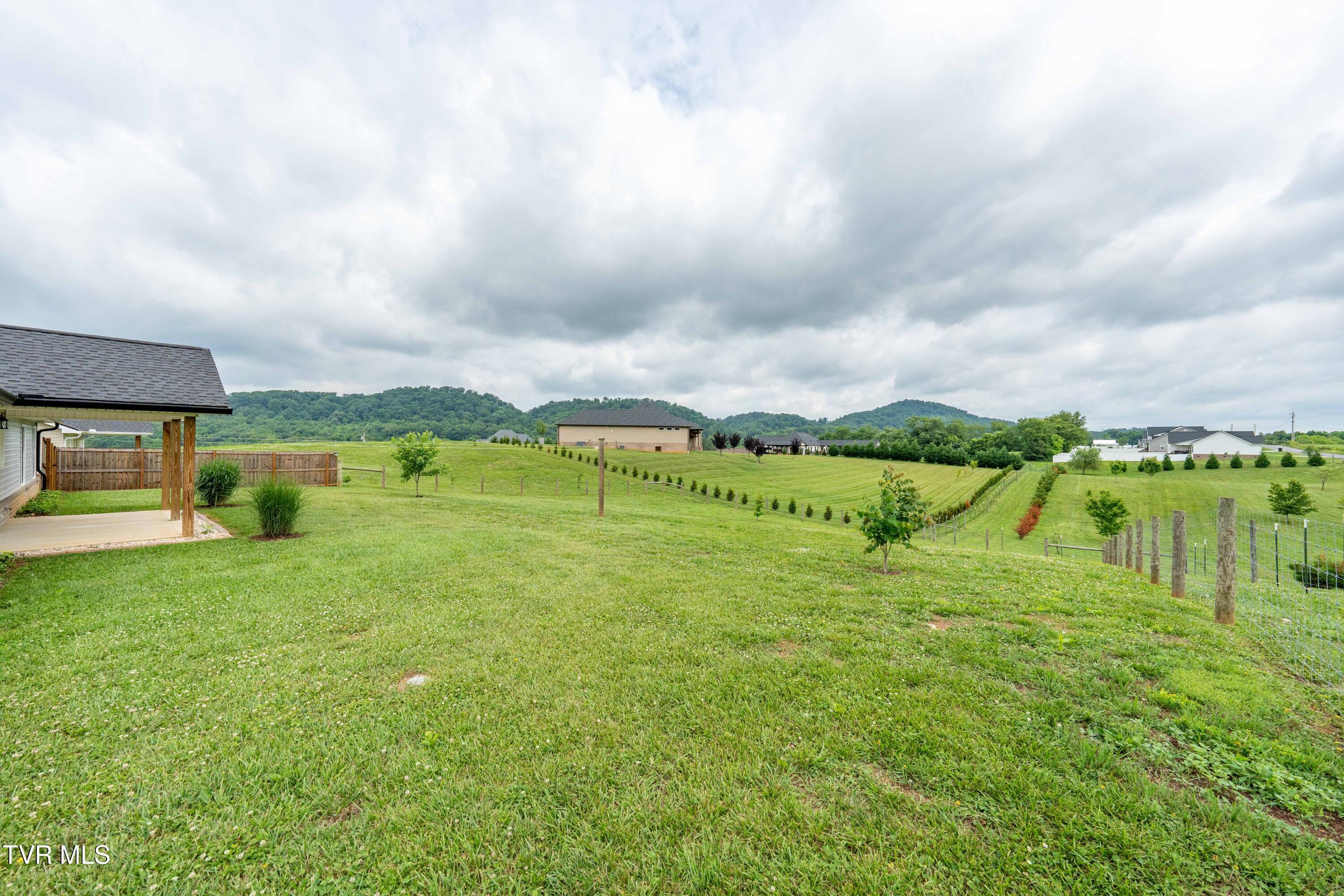 595 Pleasant Valley Road