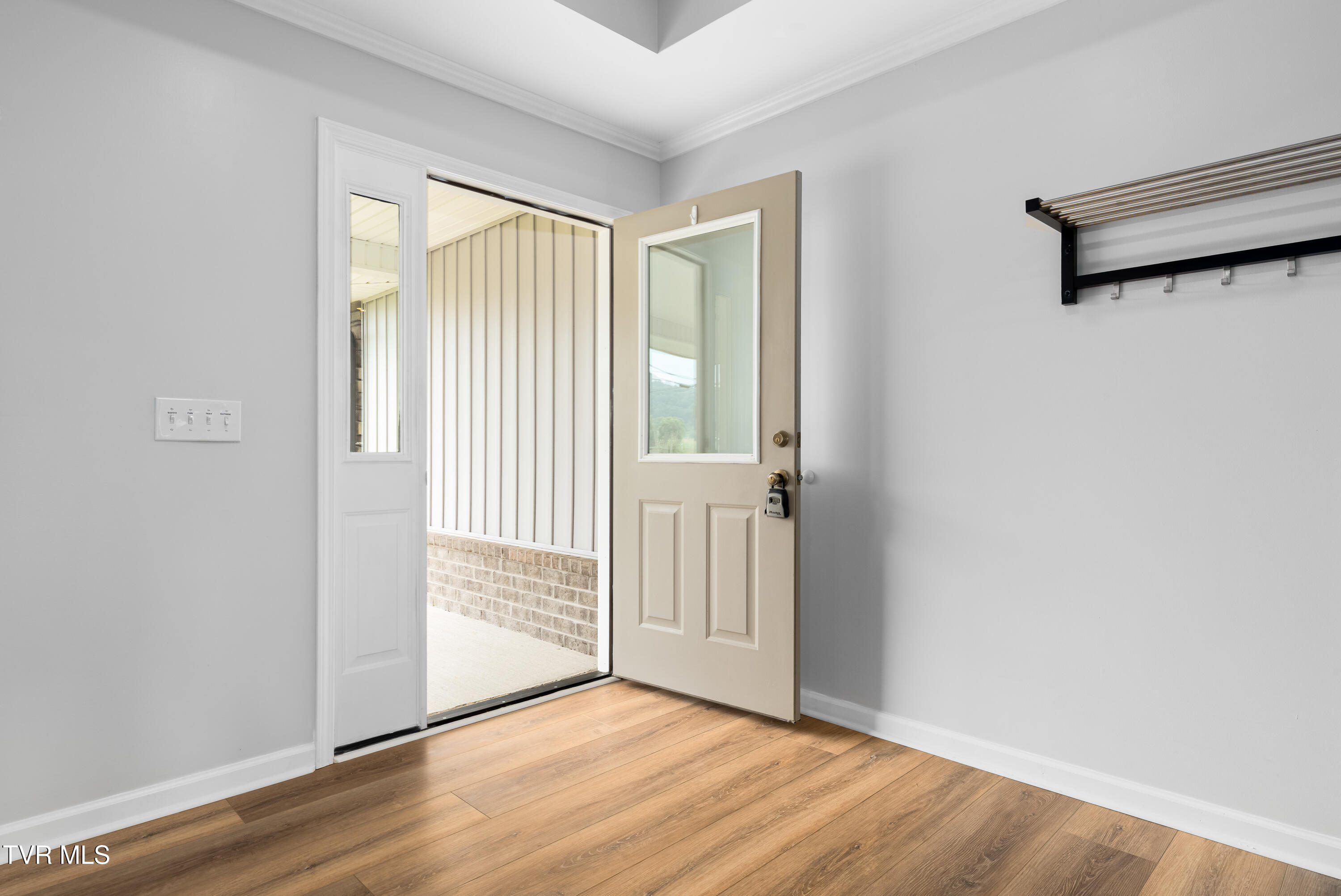 595 Pleasant Valley Road