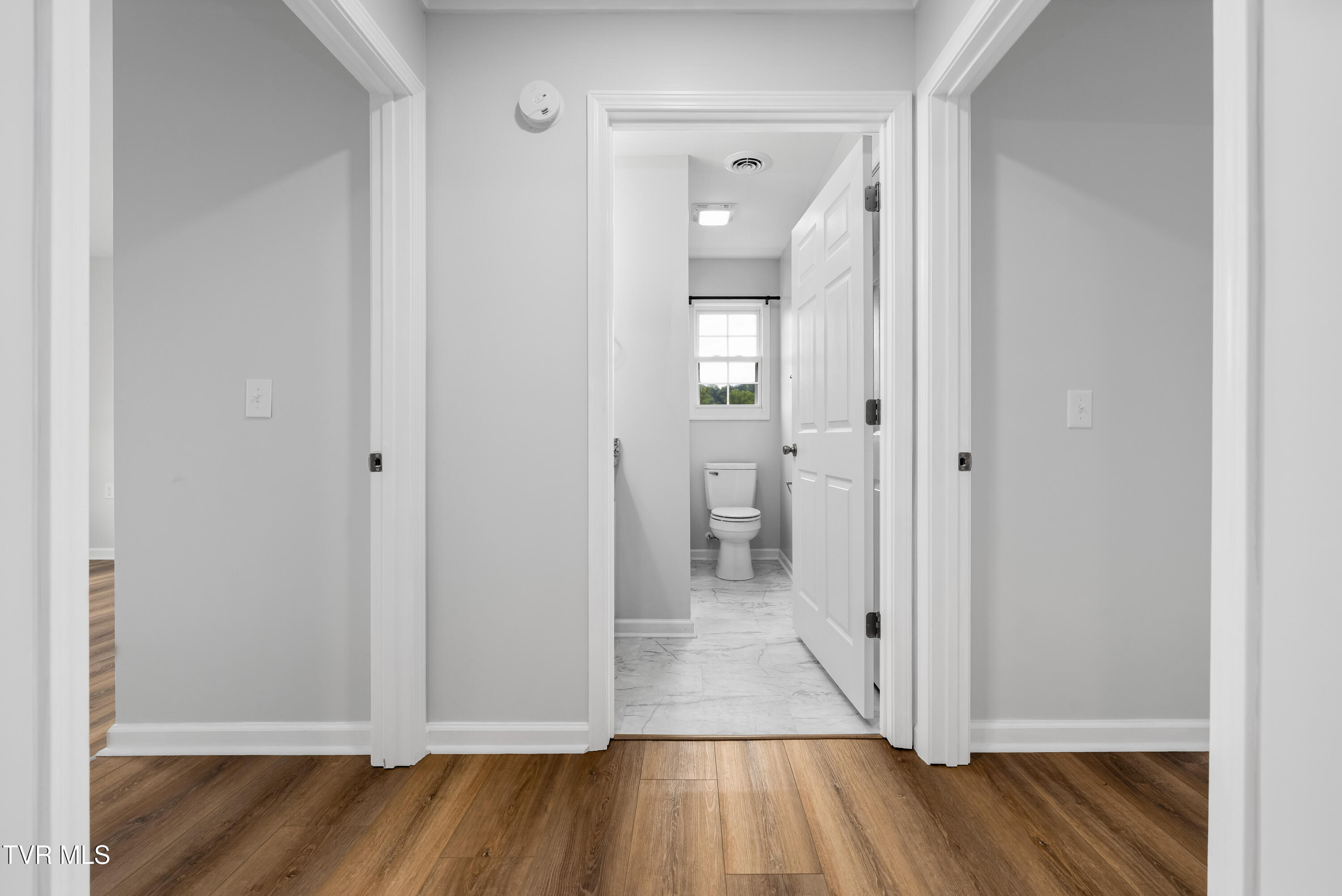 595 Pleasant Valley Road