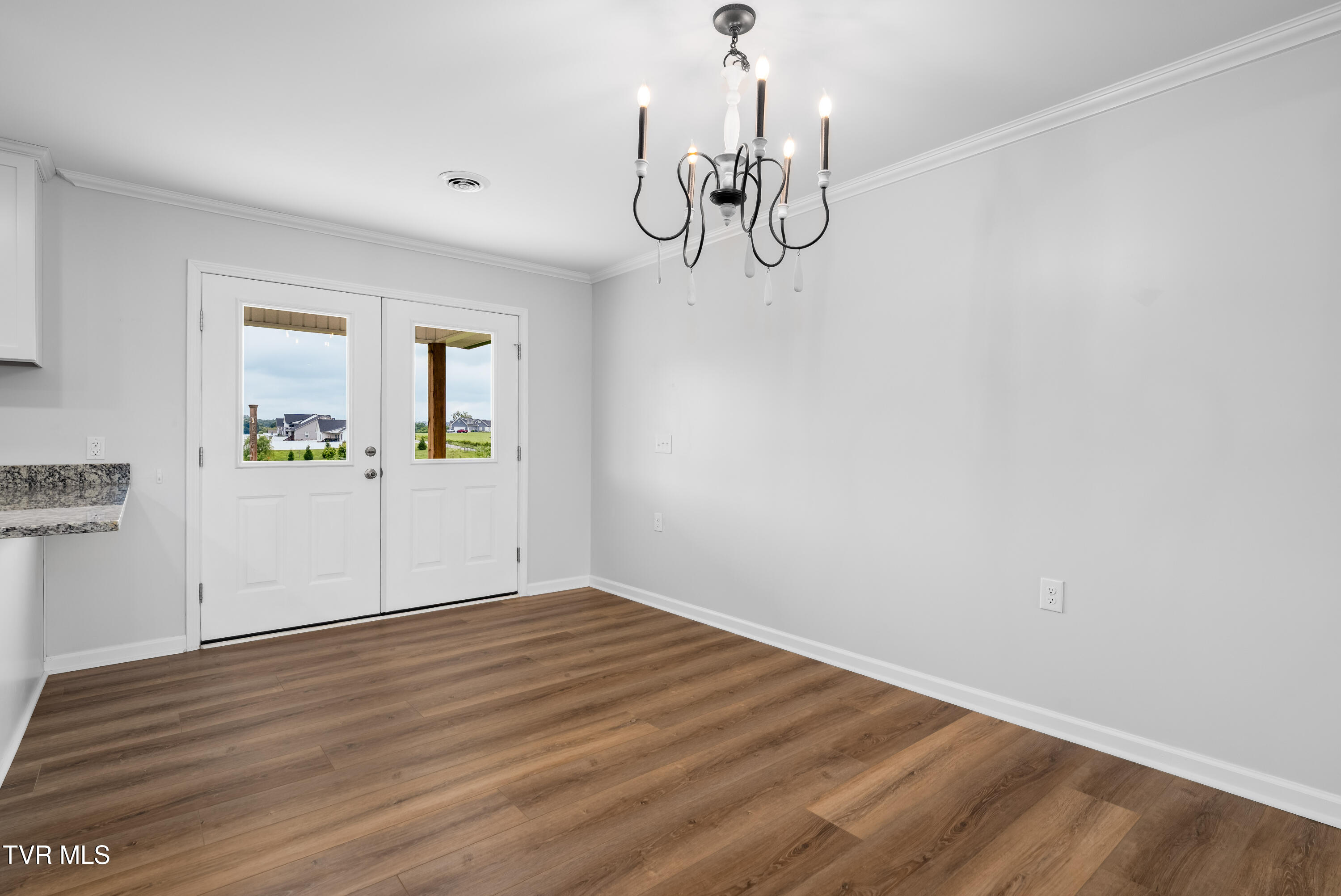 595 Pleasant Valley Road