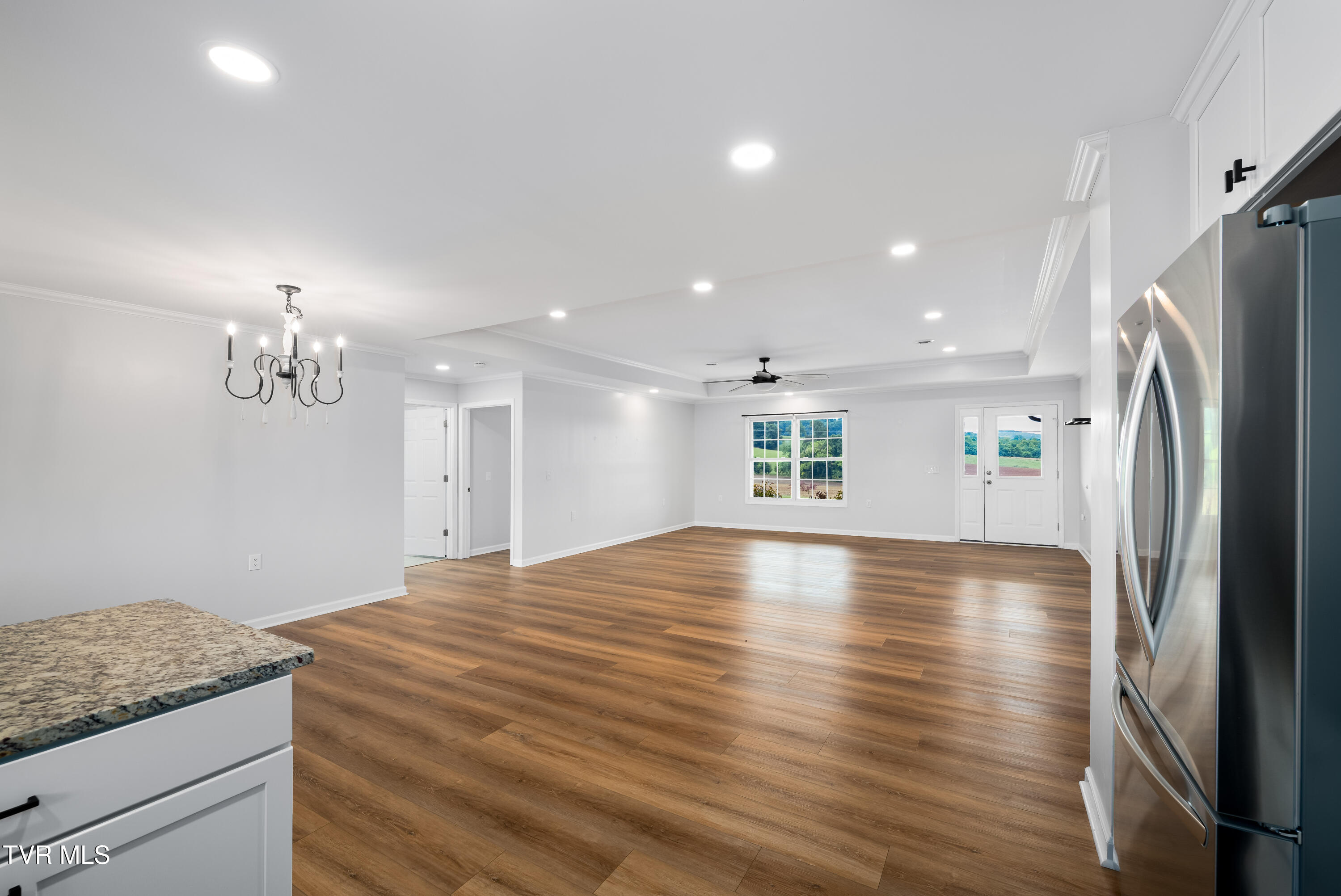 595 Pleasant Valley Road