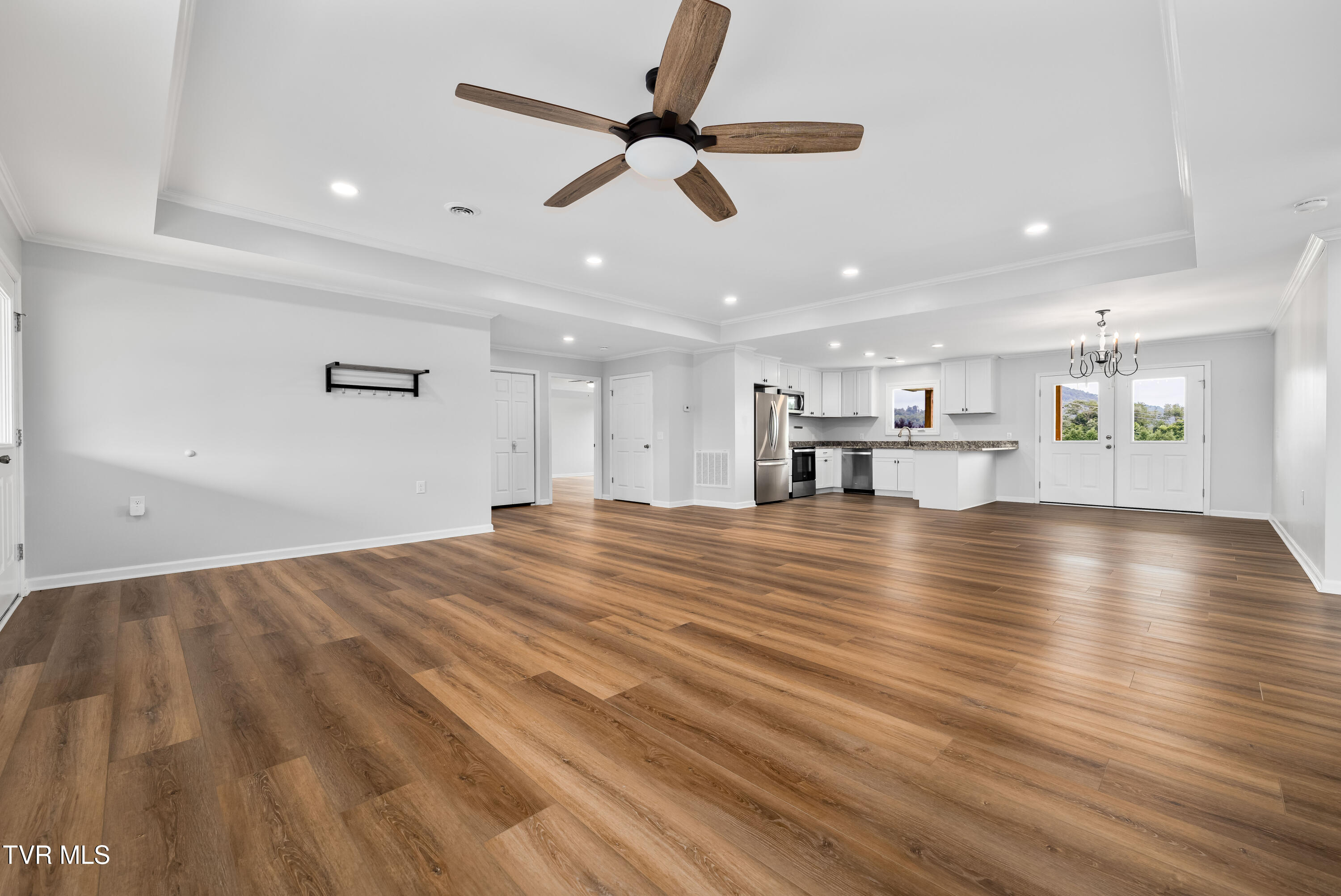 595 Pleasant Valley Road