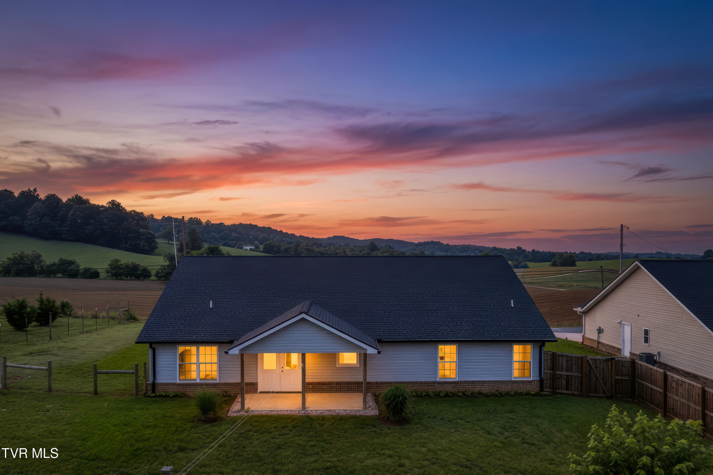 595 Pleasant Valley Road