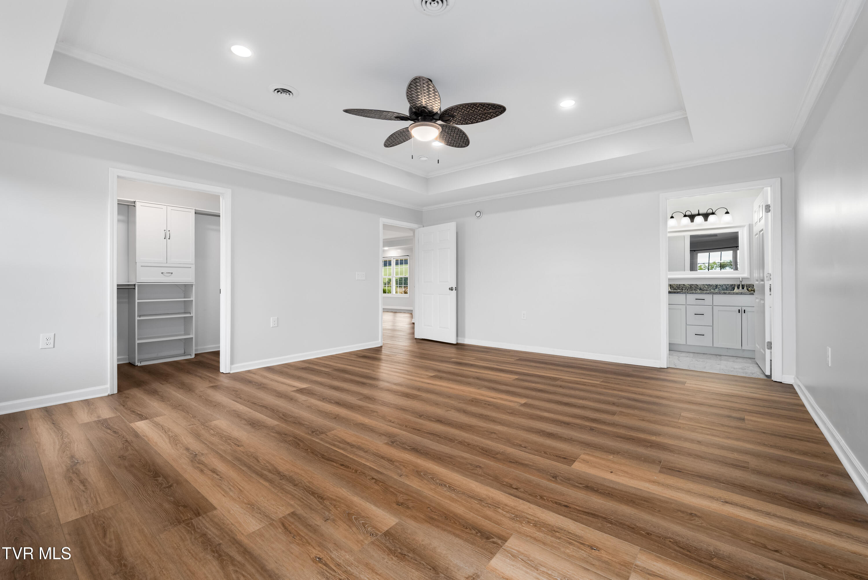 595 Pleasant Valley Road