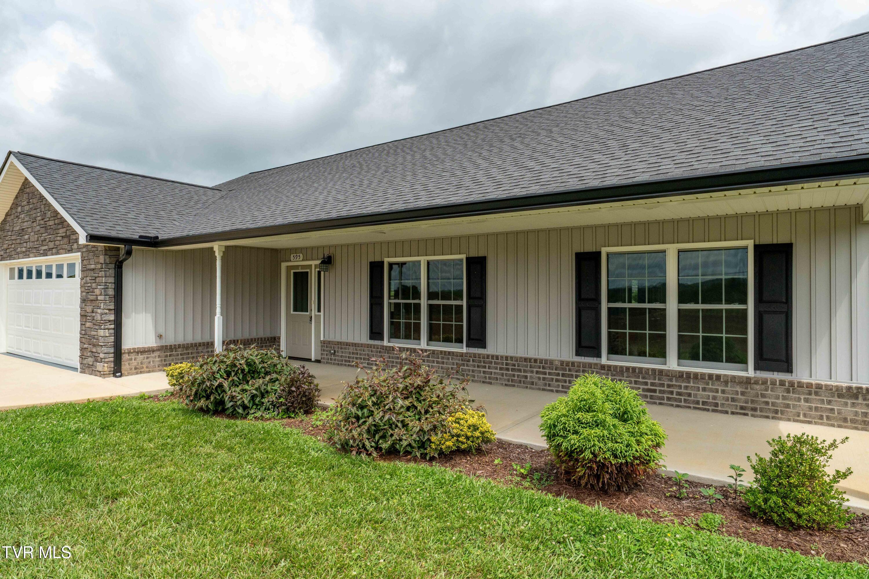 595 Pleasant Valley Road