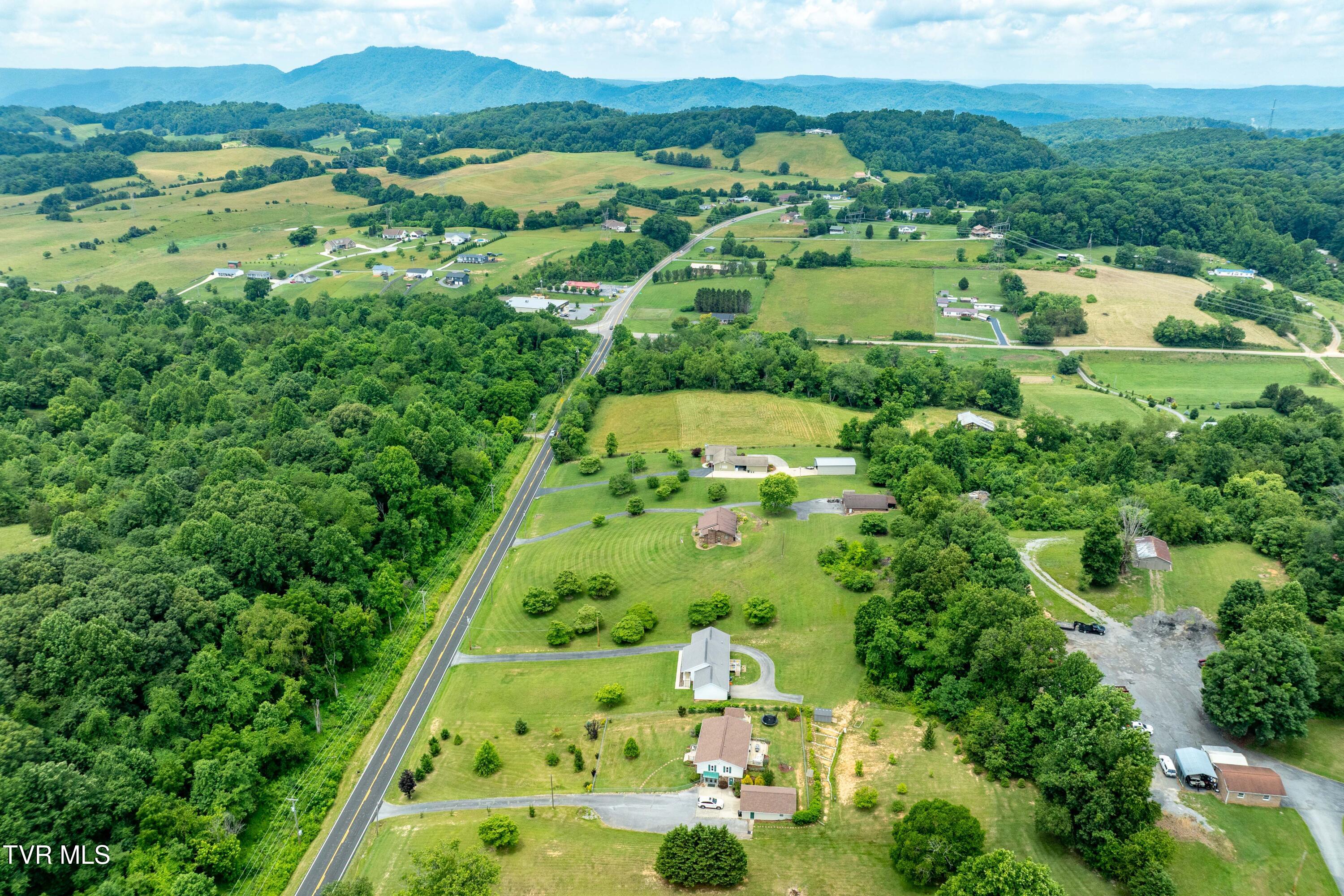 3433 Highway 81