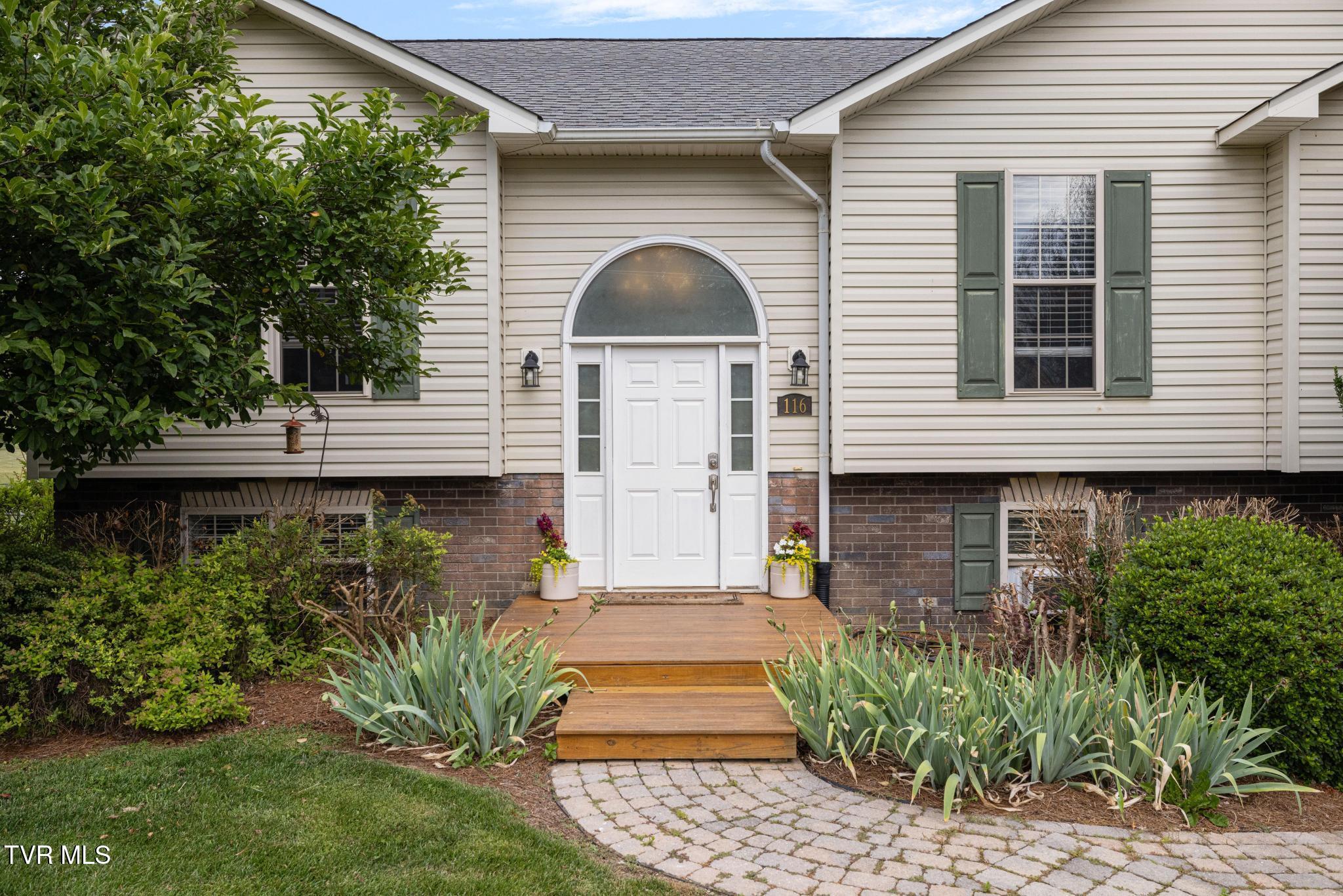 116 Alfalfa Lane