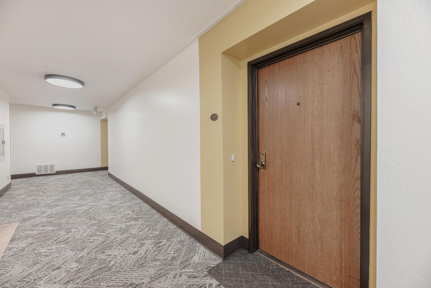 58 N El Camino Real 319