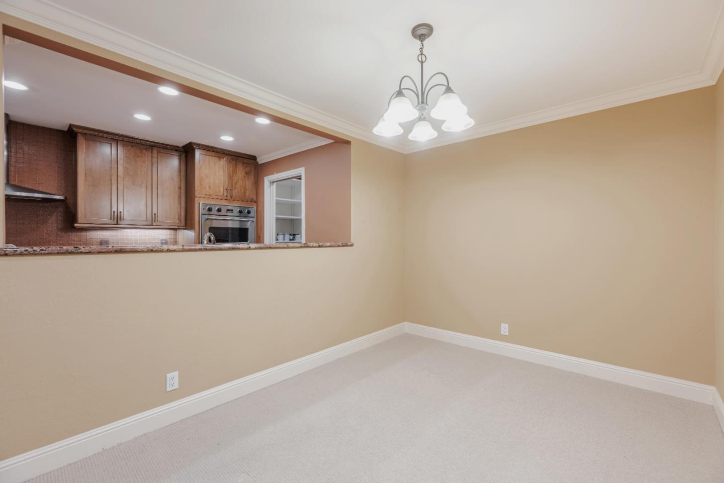 58 N El Camino Real 319