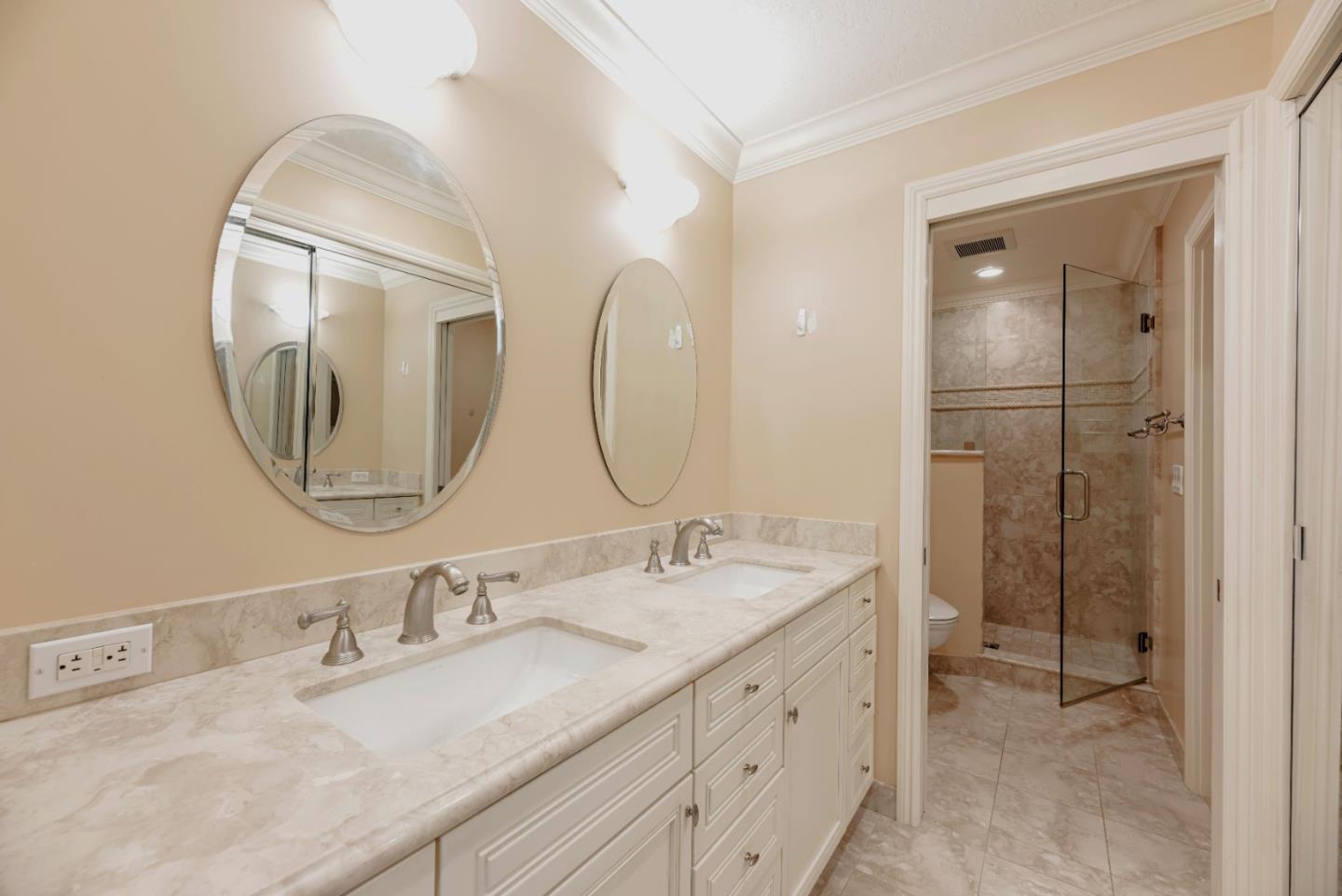 58 N El Camino Real 319