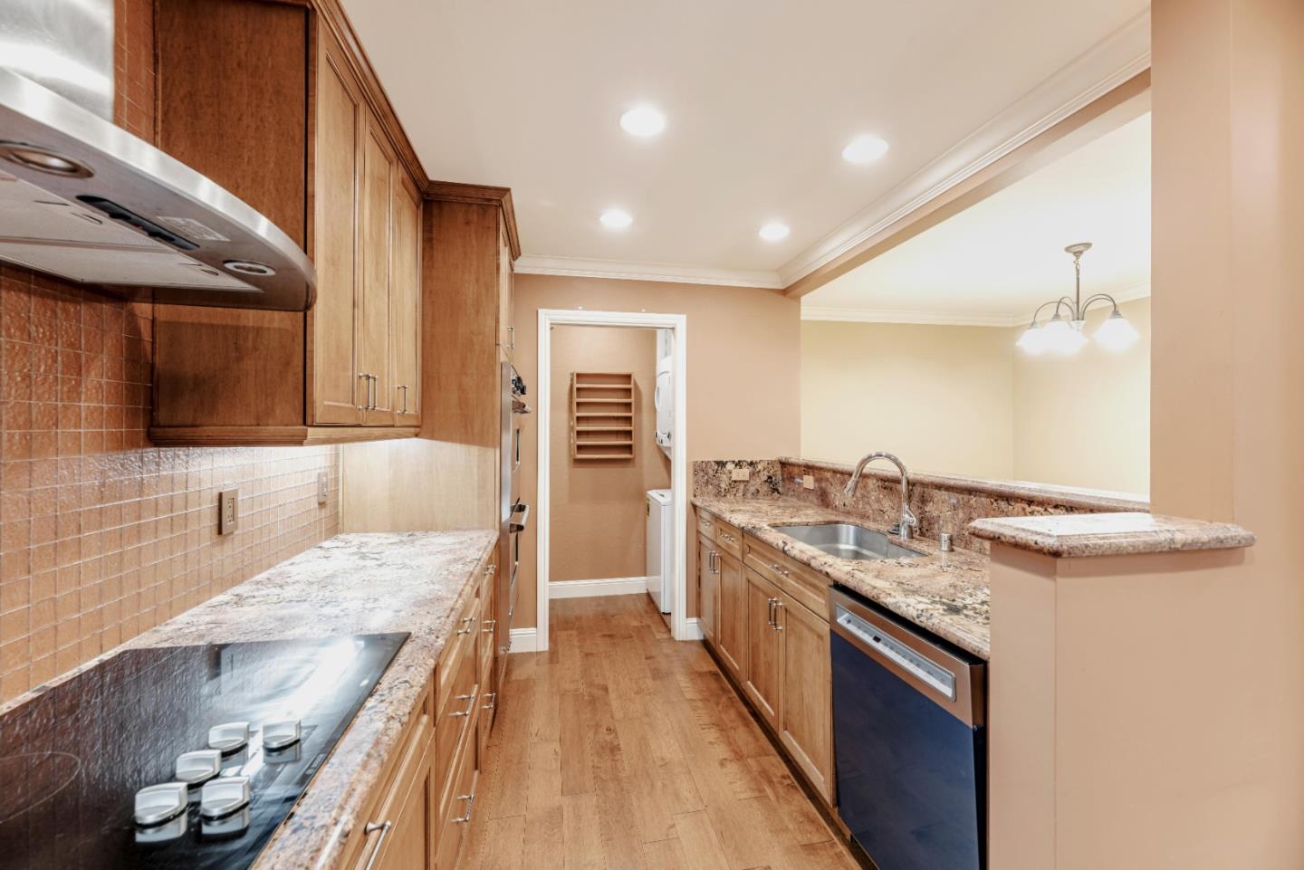 58 N El Camino Real 319