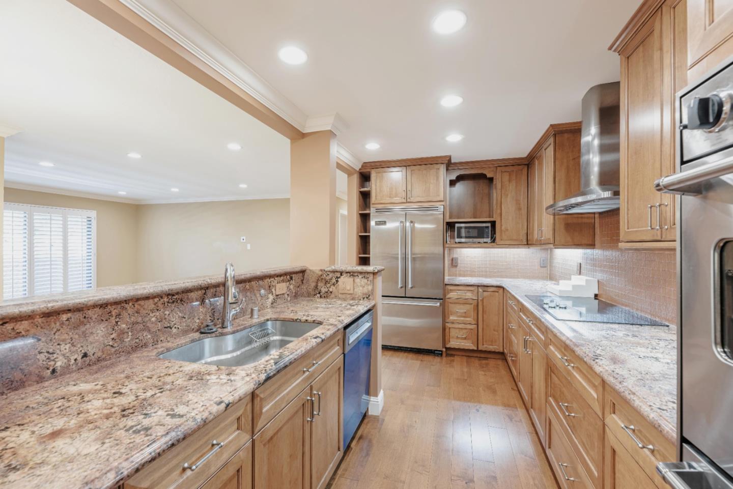 58 N El Camino Real 319