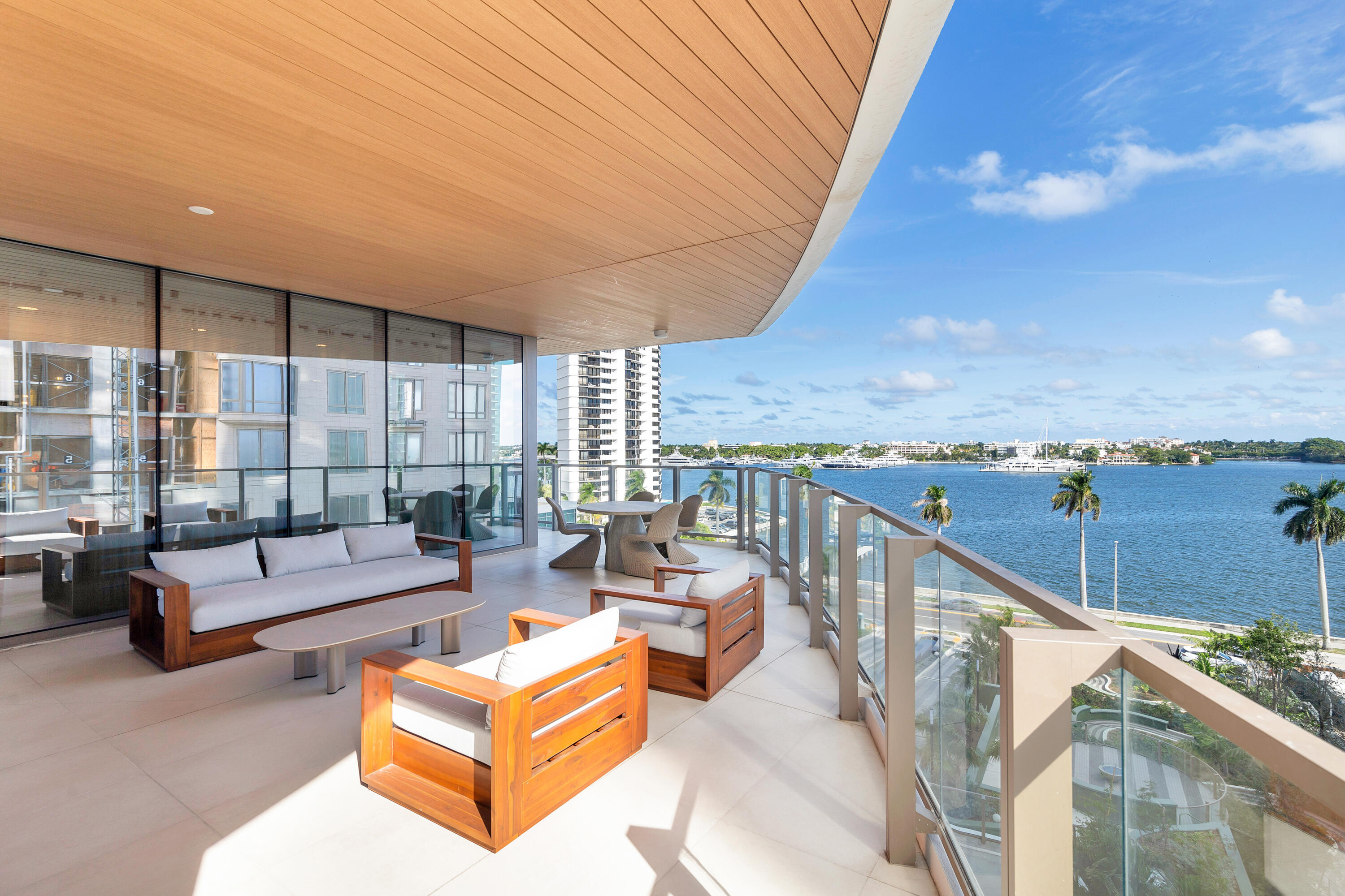 1333 S FLAGLER Drive 402