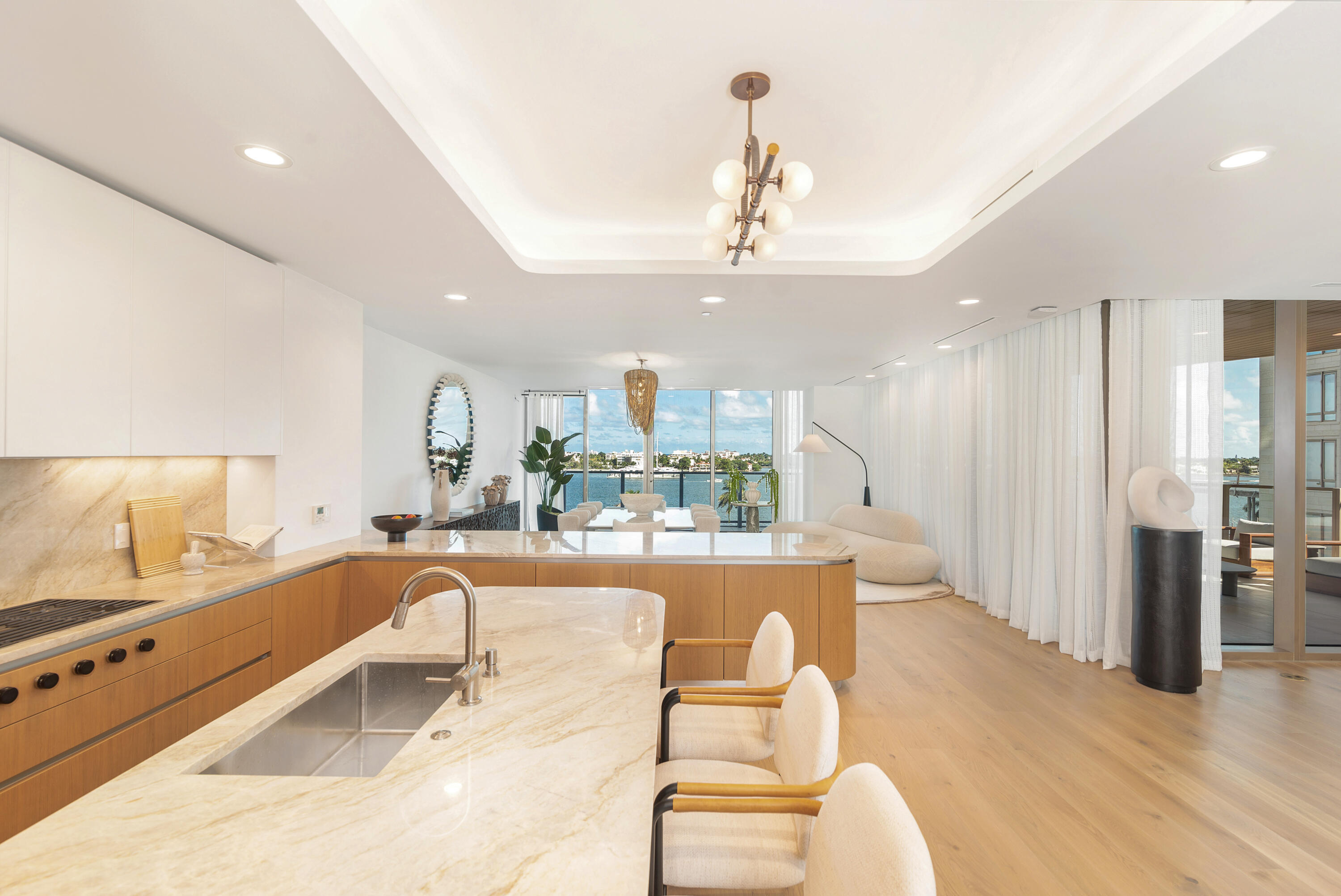 1333 S FLAGLER Drive 402