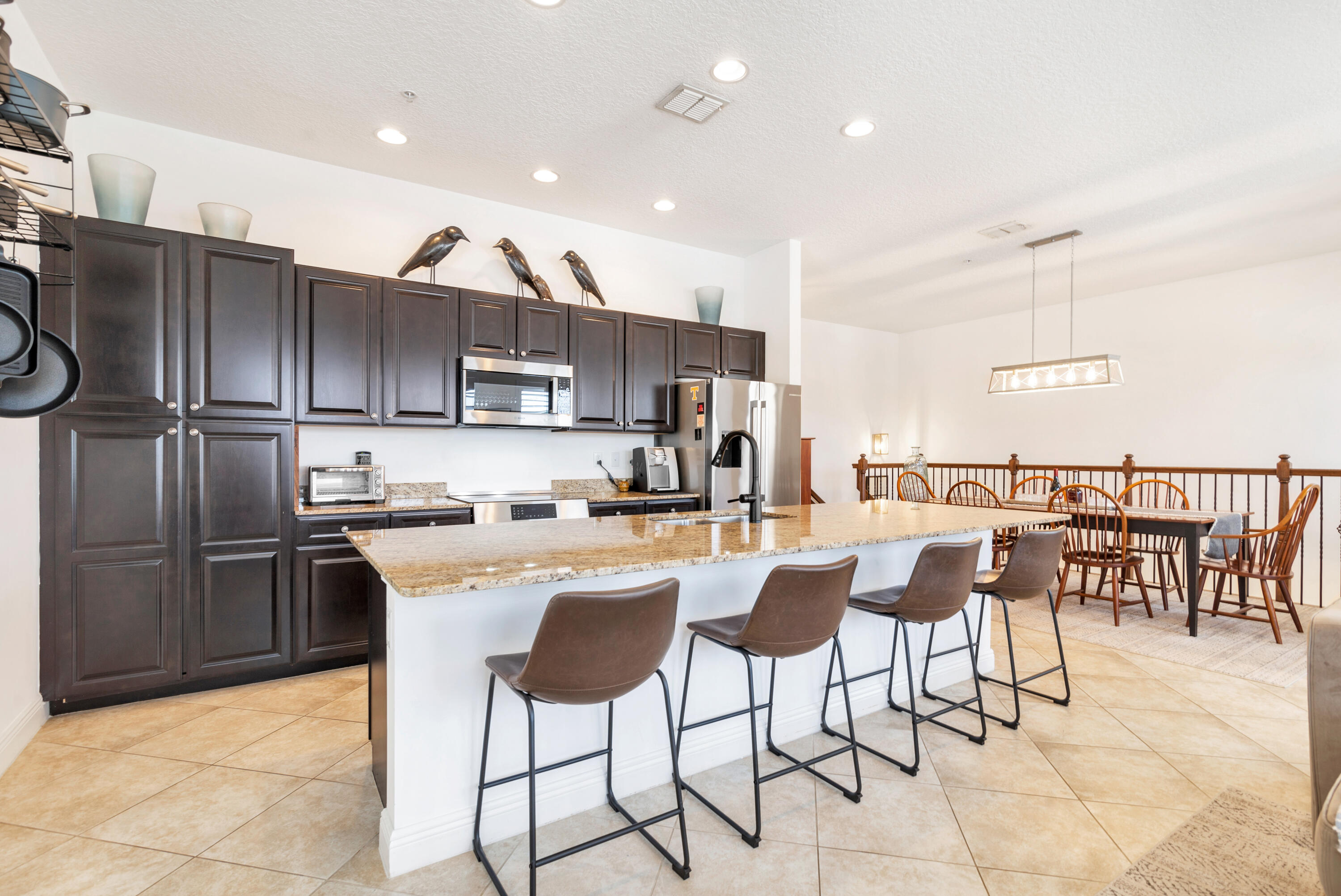 3600 S Dixie Highway 200