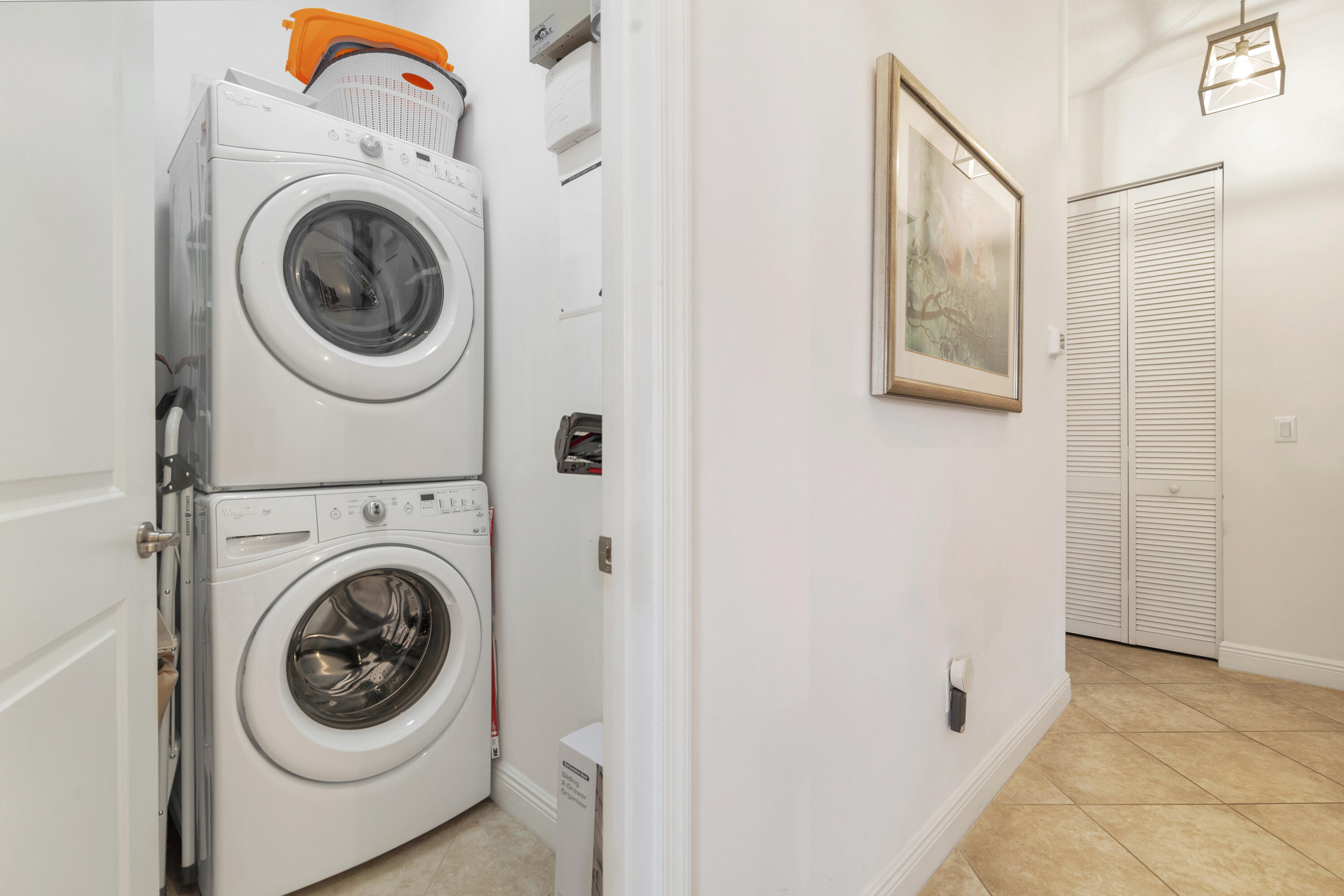 3600 S Dixie Highway 200