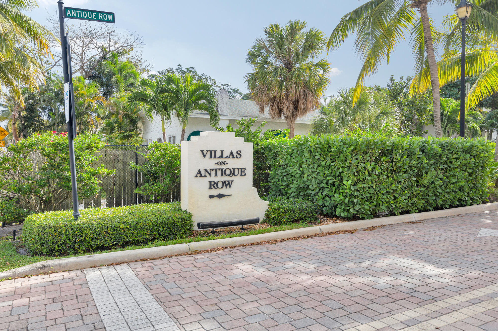 3600 S Dixie Highway 200