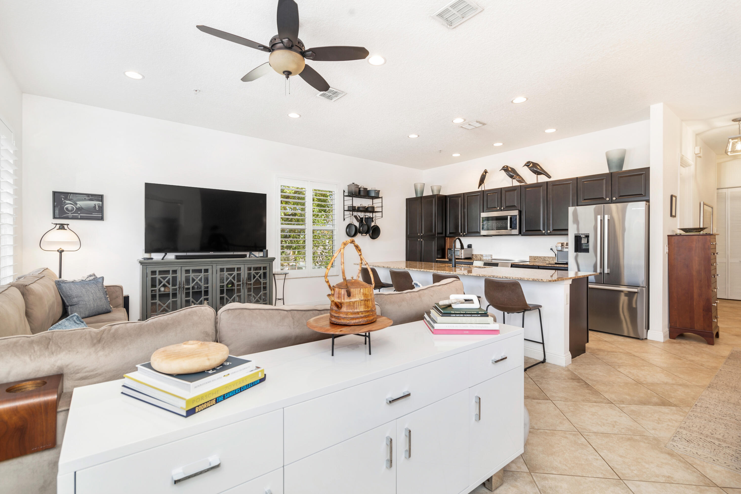 3600 S Dixie Highway 200