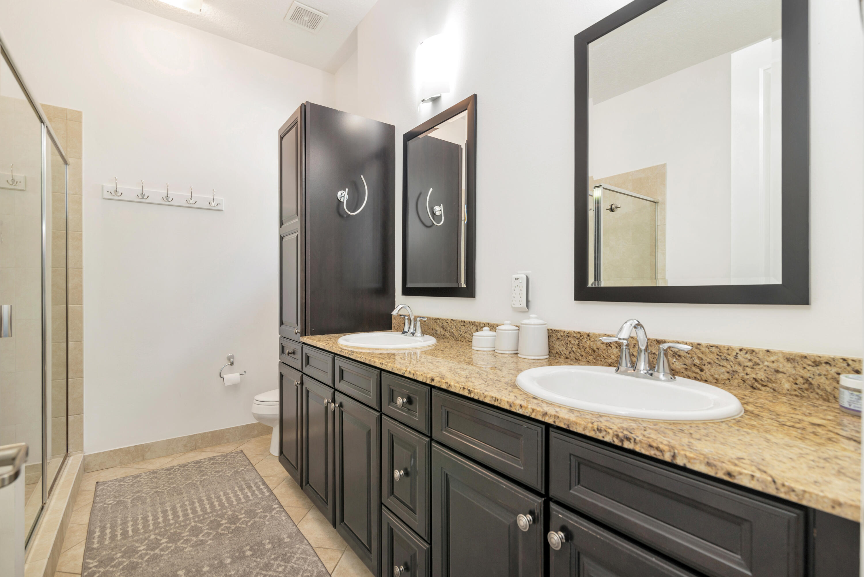 3600 S Dixie Highway 200