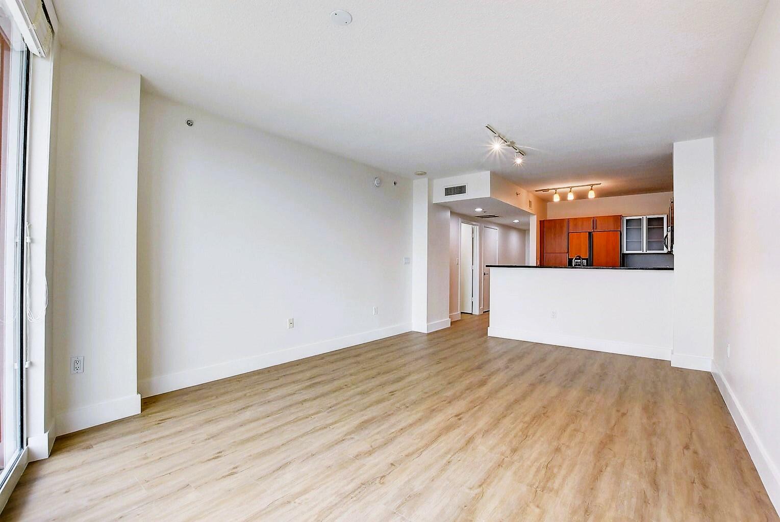 1551 N Flagler Drive 806