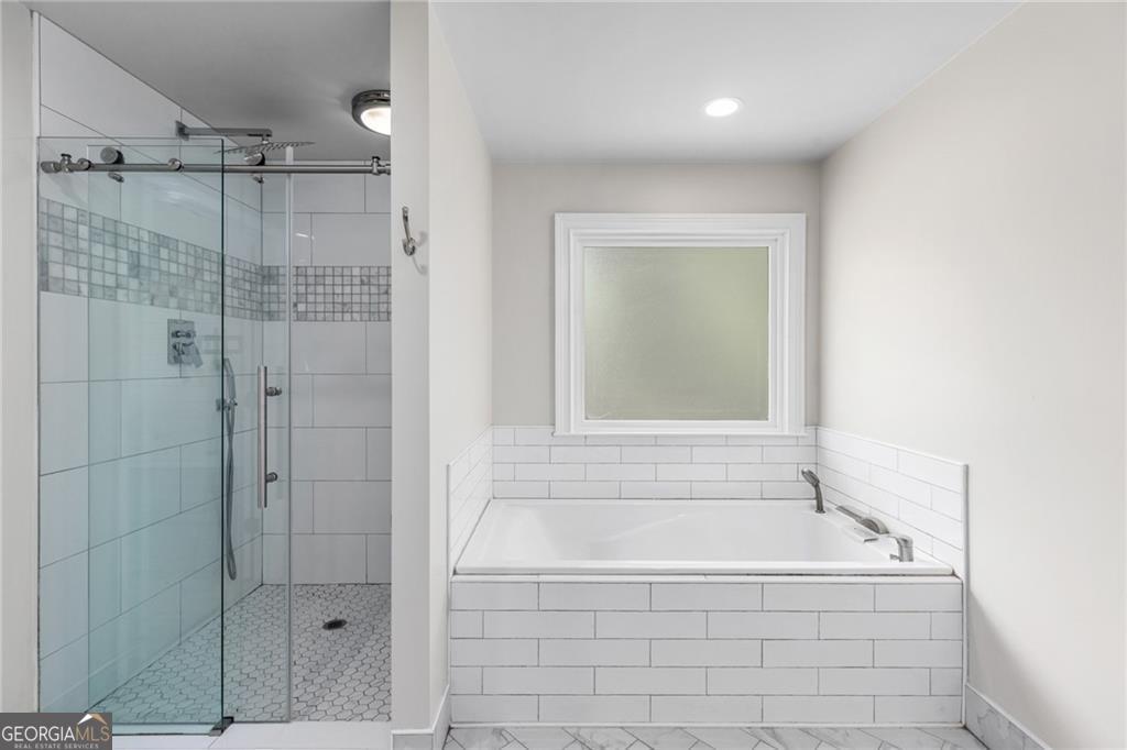 2905 The Terraces Way