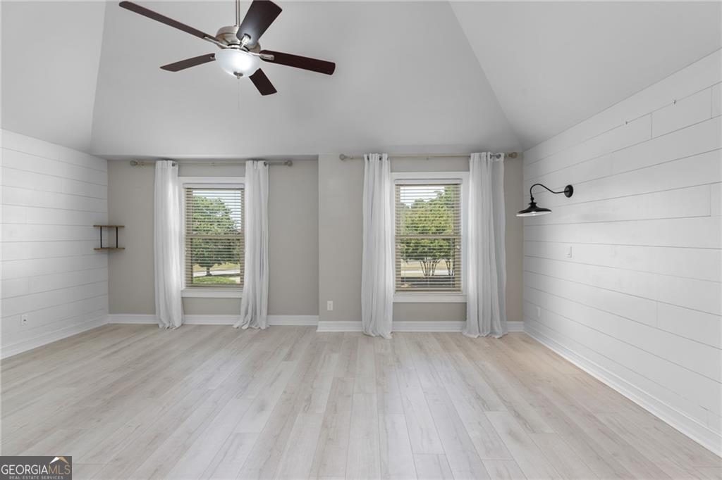 2905 The Terraces Way