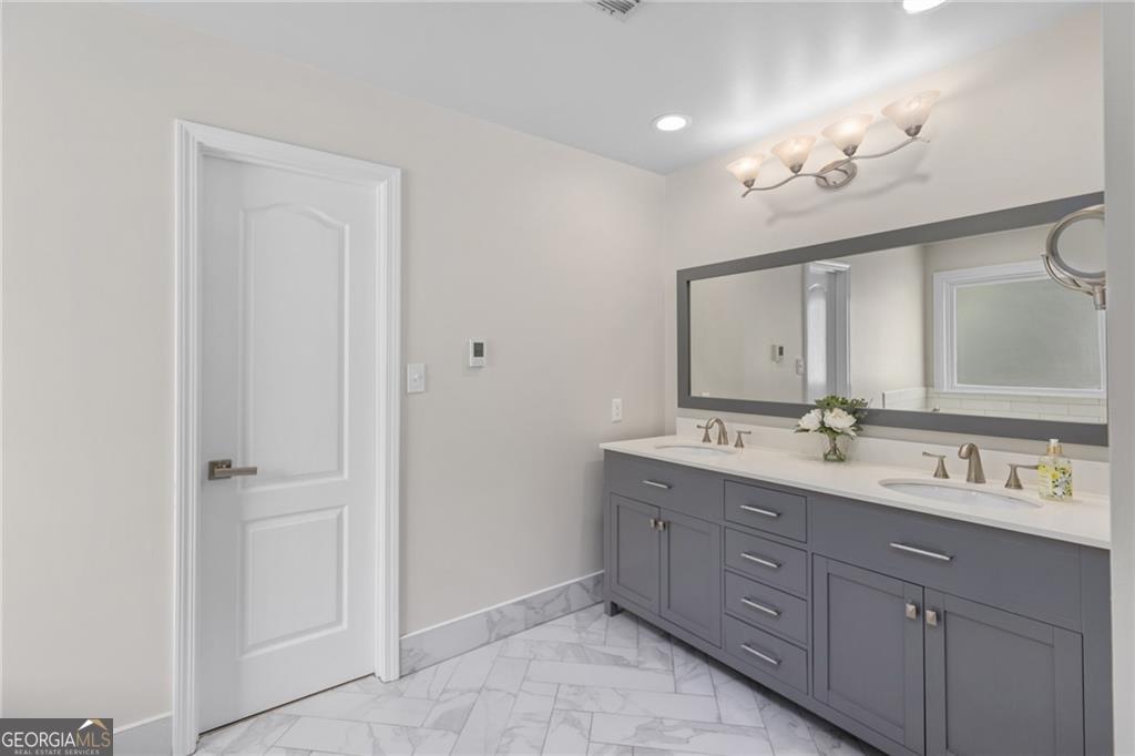 2905 The Terraces Way