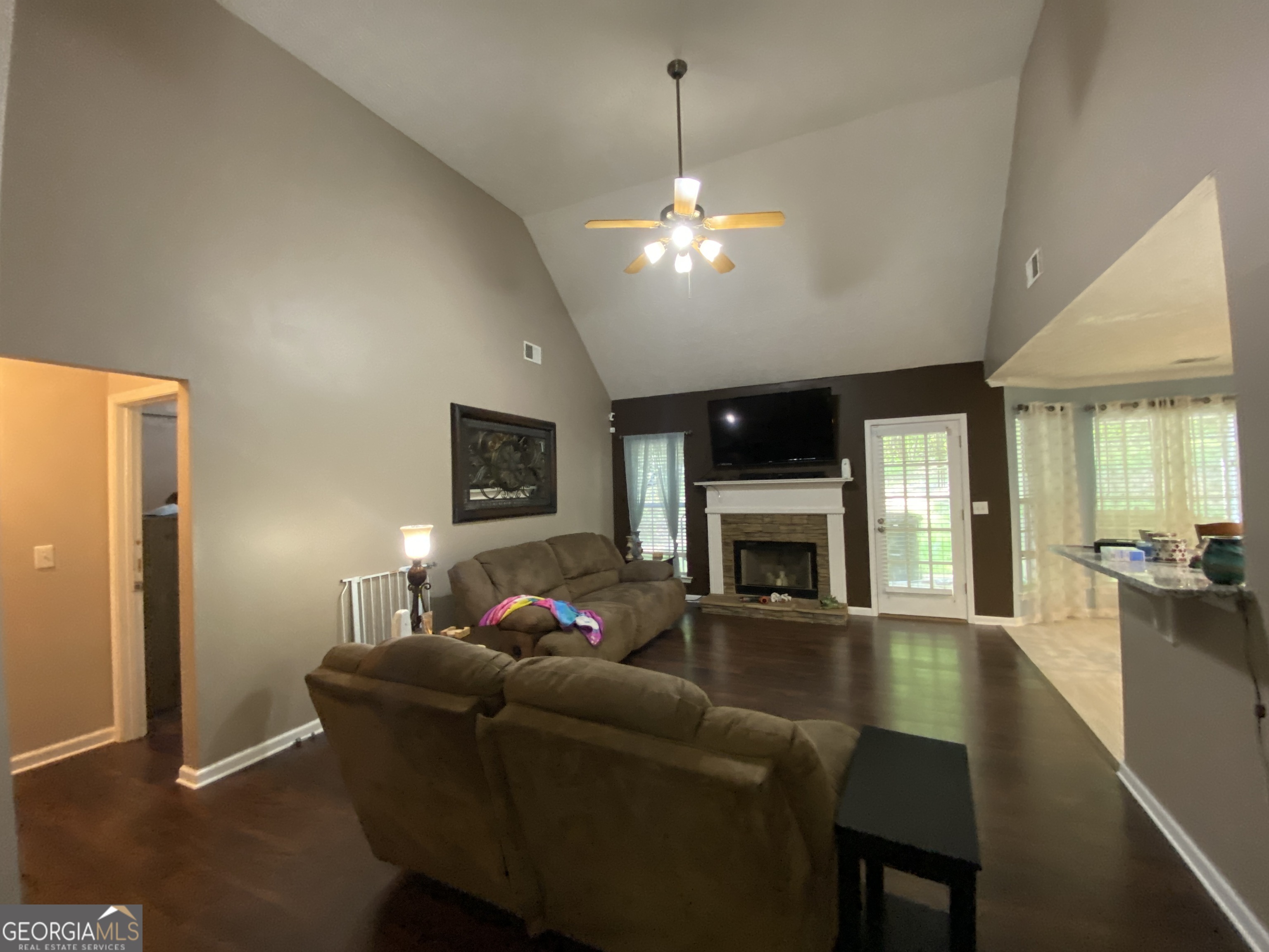 312 Cascade Court