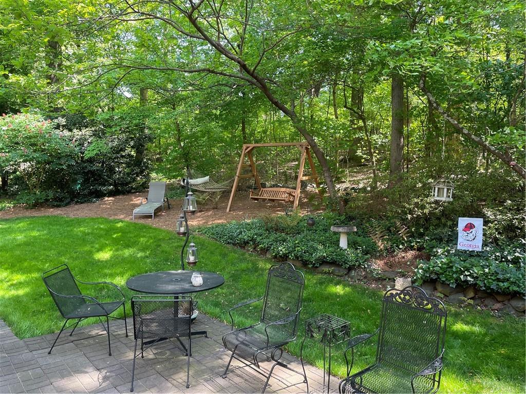 3980 Devon Oaks Drive NE