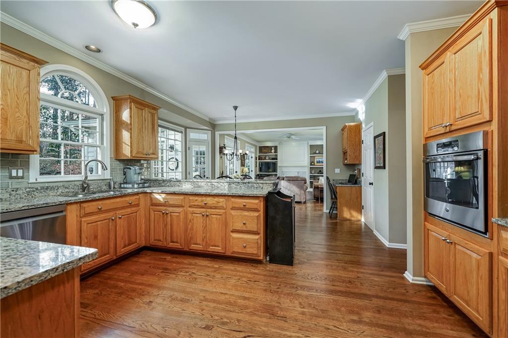 3980 Devon Oaks Drive NE