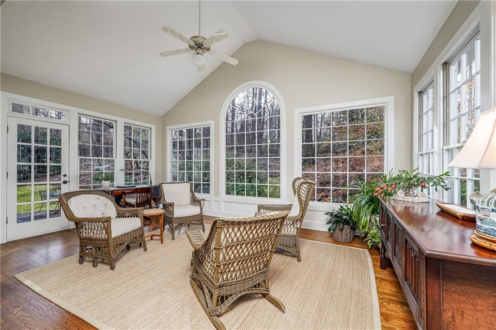 3980 Devon Oaks Drive NE