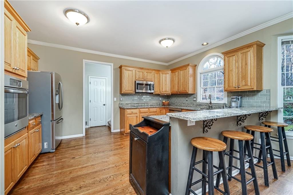 3980 Devon Oaks Drive NE