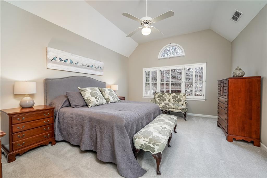 3980 Devon Oaks Drive NE