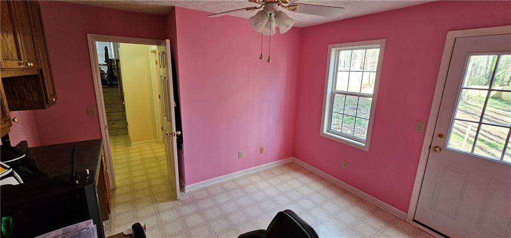 5935 Rolling Oaks Drive