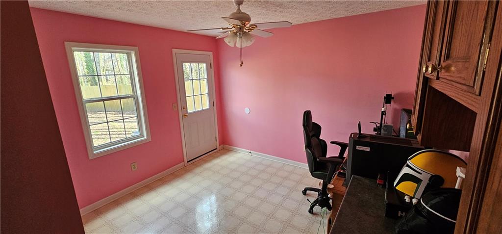 5935 Rolling Oaks Drive