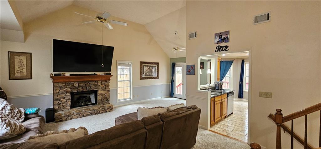 5935 Rolling Oaks Drive