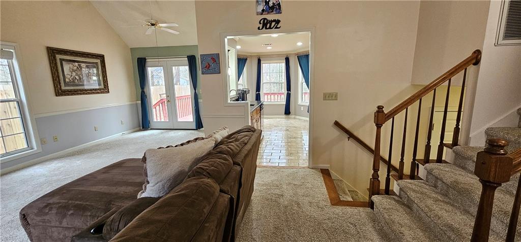 5935 Rolling Oaks Drive