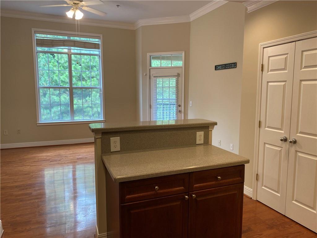 2405 Stratford Commons Unit 2405