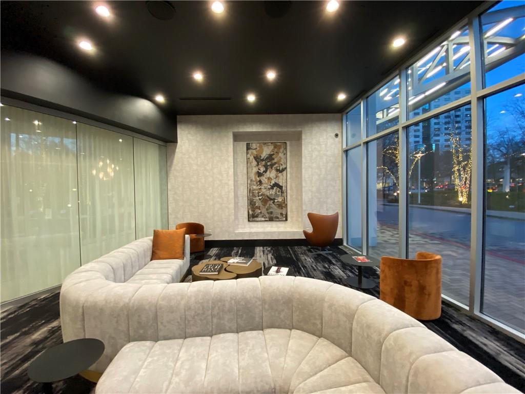 3324 Peachtree Road NE Unit 2118