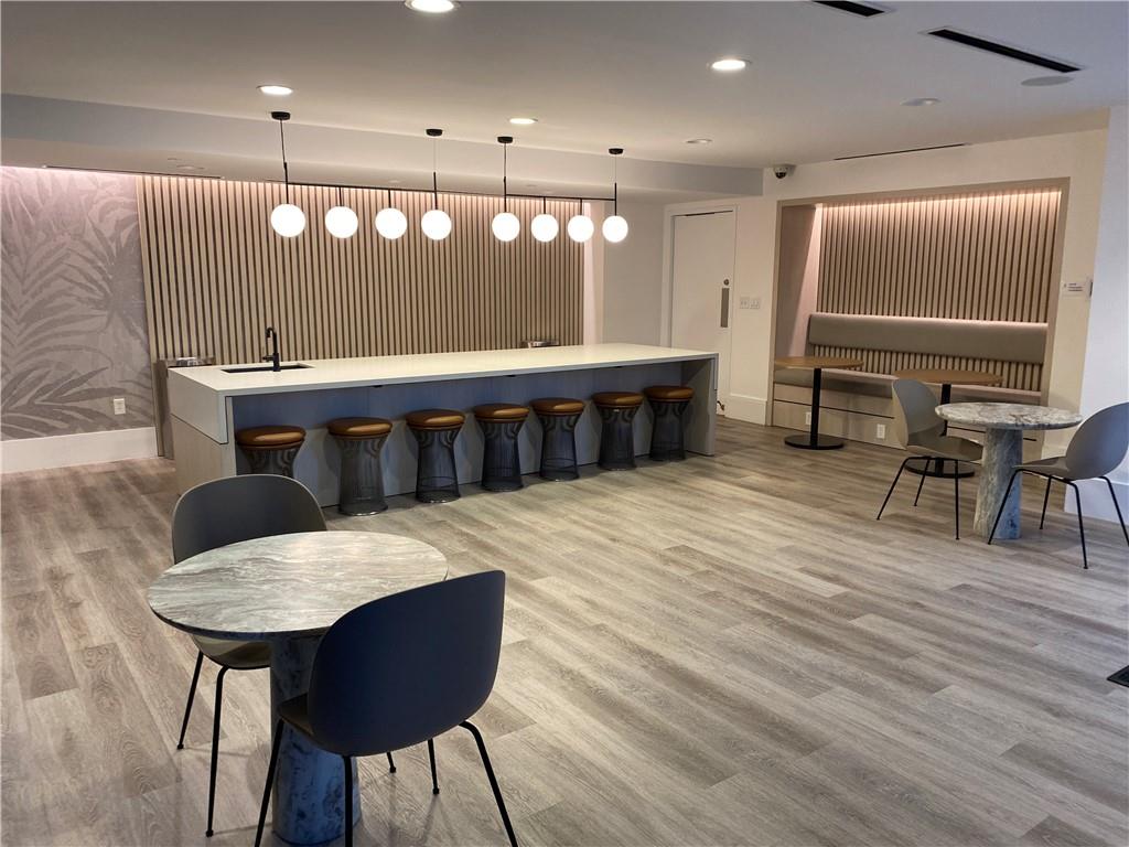 3324 Peachtree Road NE Unit 2118