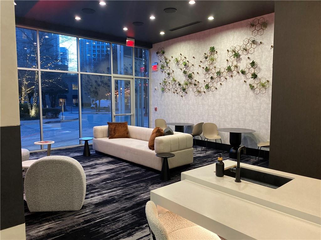 3324 Peachtree Road NE Unit 2118