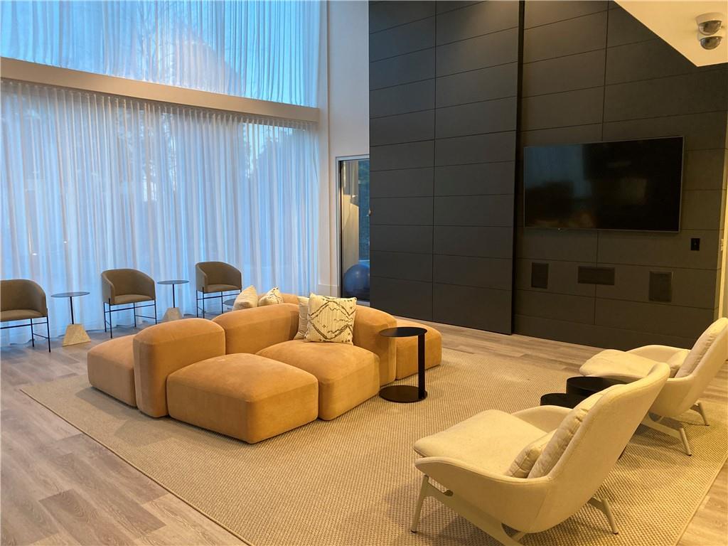 3324 Peachtree Road NE Unit 2118