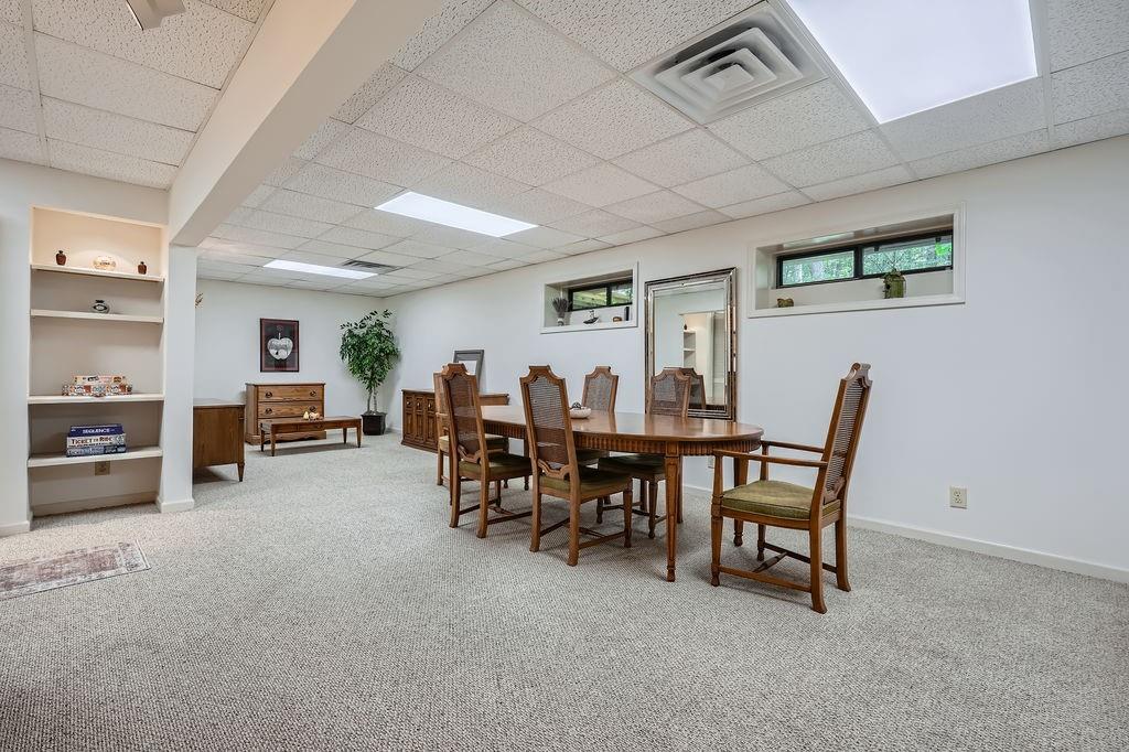 5161 Hermitage Drive