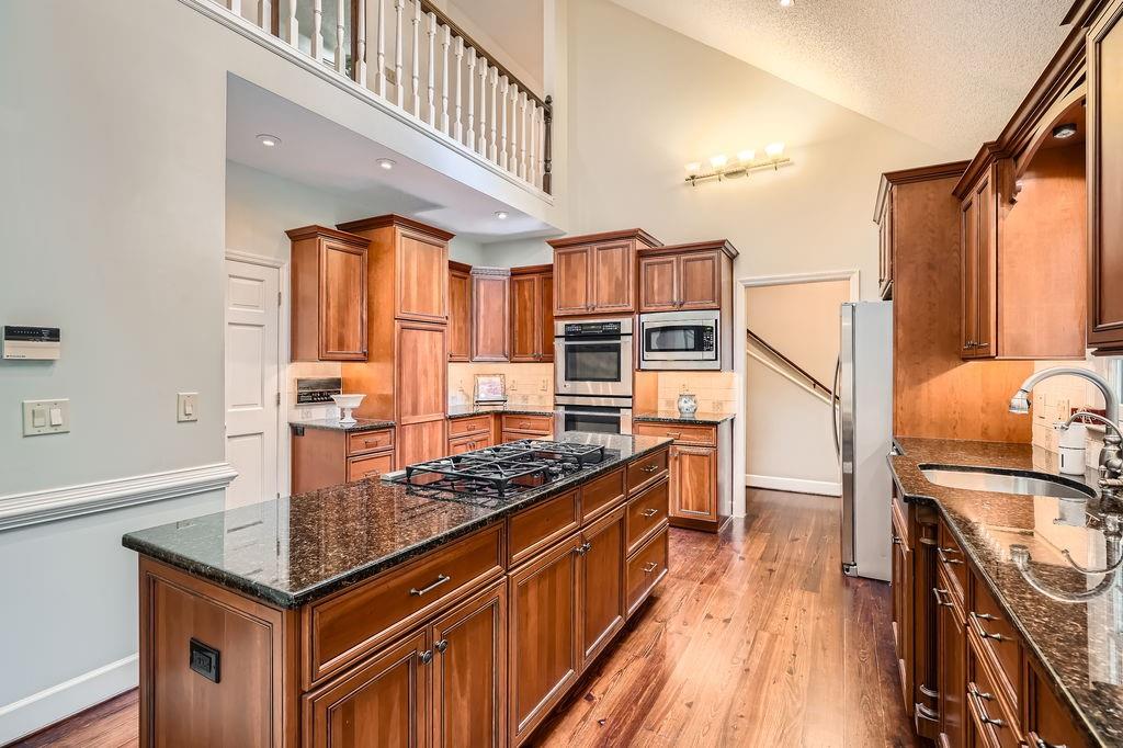 5161 Hermitage Drive