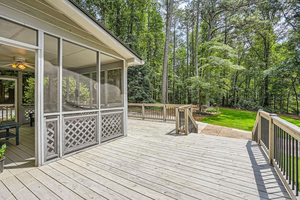 5161 Hermitage Drive