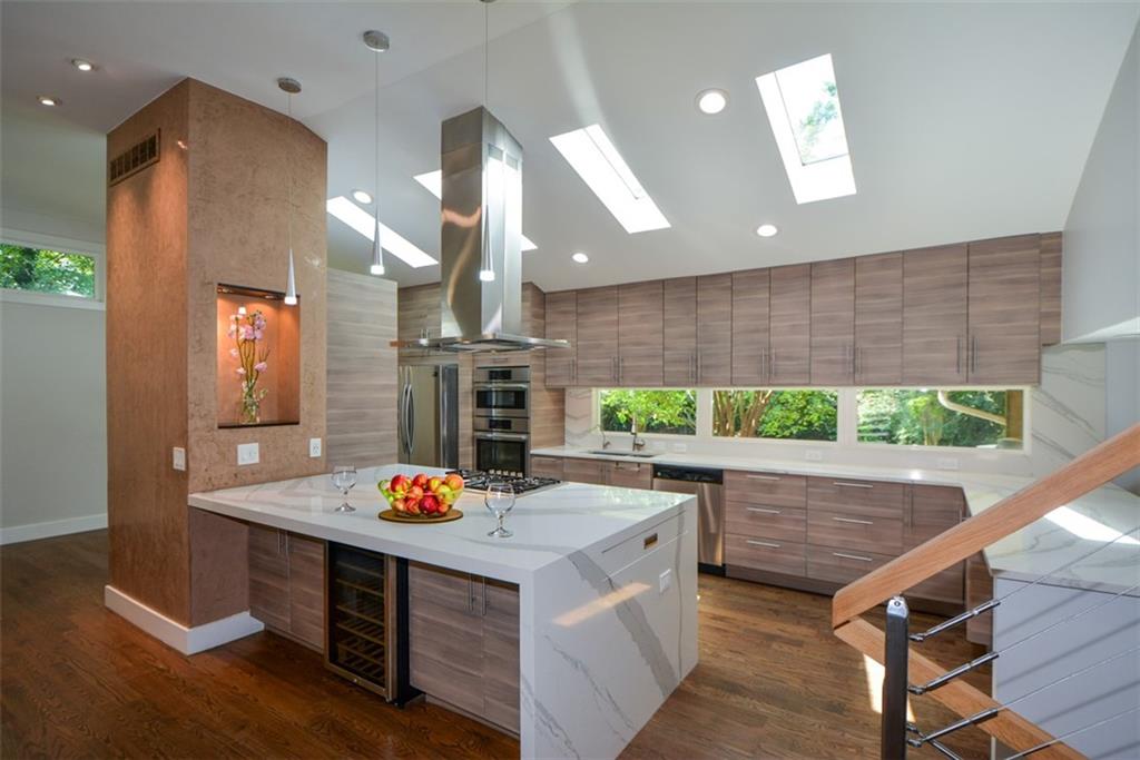 2116 Strasburg Court