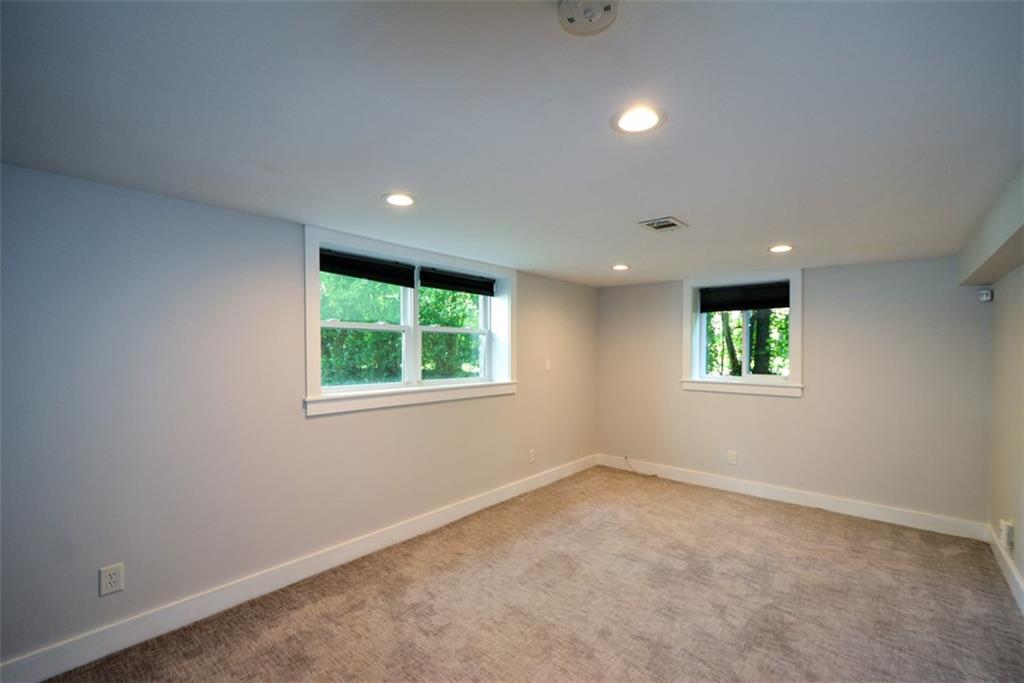 2116 Strasburg Court